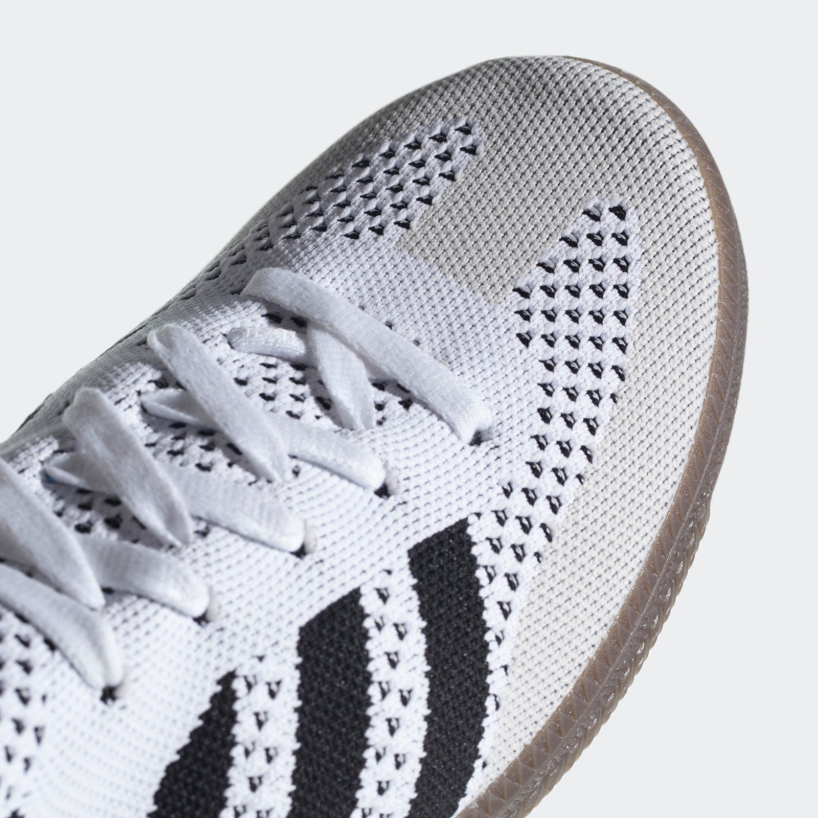 Adidas samba sales sock primeknit shoes